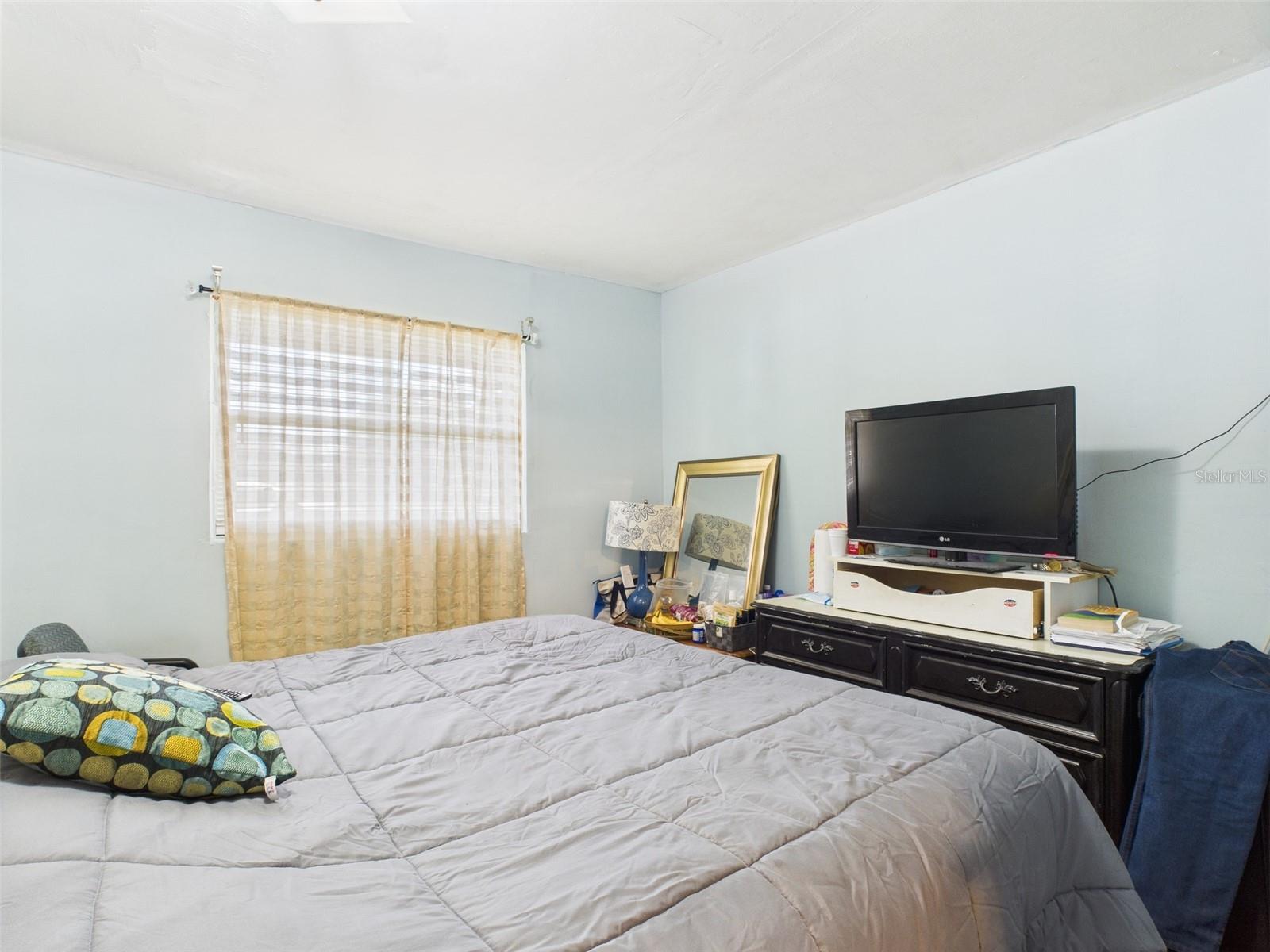 Image 10 of 22 For 2119 Patterson Street