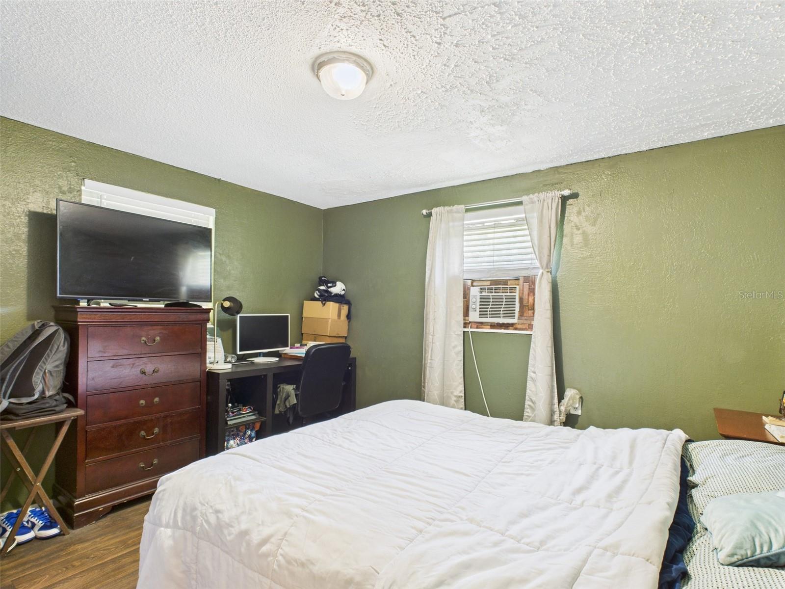 Image 12 of 22 For 2119 Patterson Street