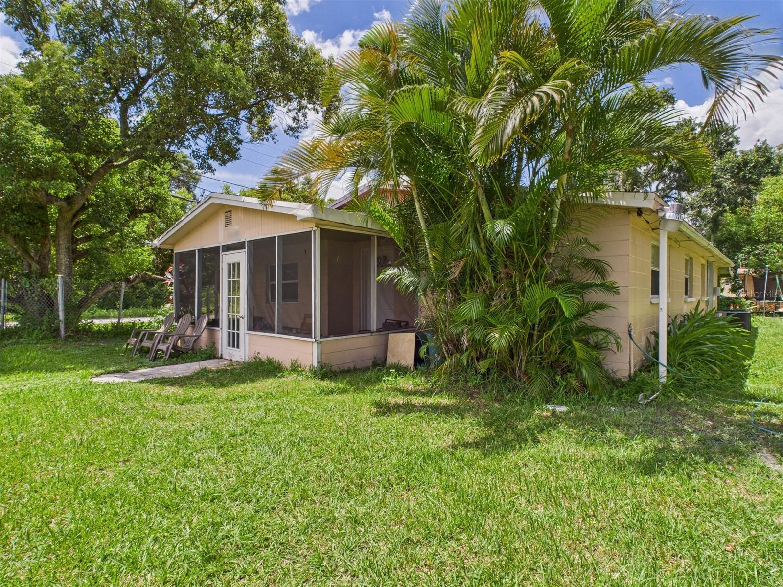 Image 17 of 22 For 2119 Patterson Street