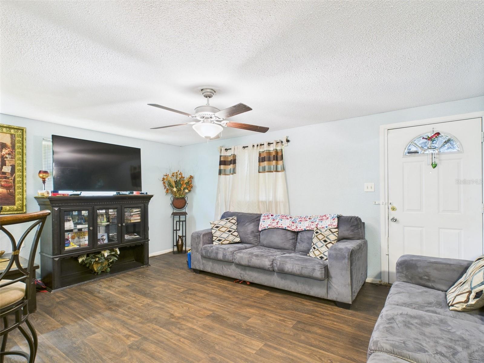 Image 6 of 22 For 2119 Patterson Street