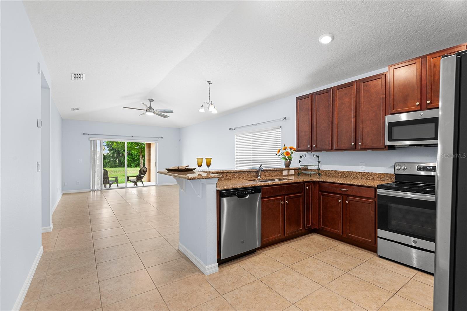 Image 19 of 48 For 625 Ogelthorpe Dr