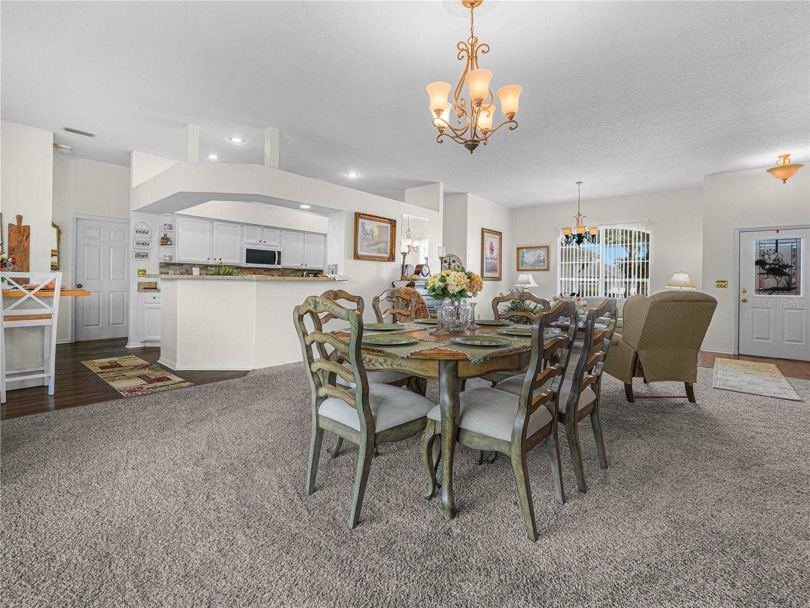 Image 15 of 50 For 7148 Hazeltine Circle