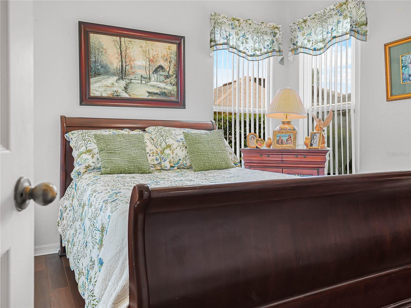Image 33 of 50 For 7148 Hazeltine Circle