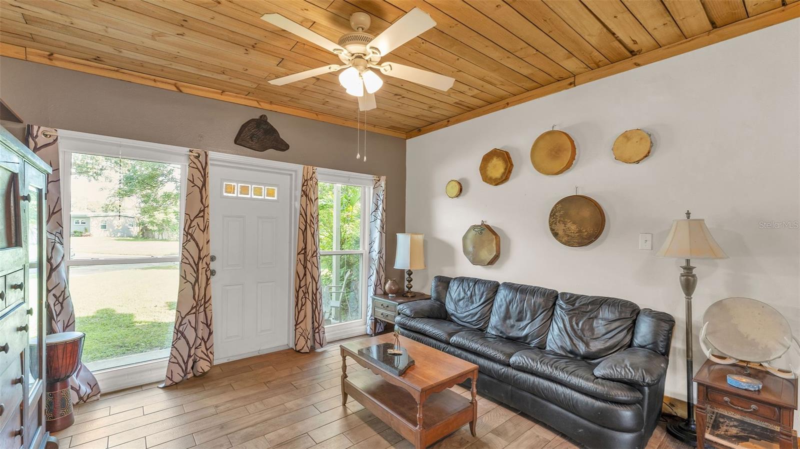 Image 10 of 41 For 1280 Orange Blossom Circle