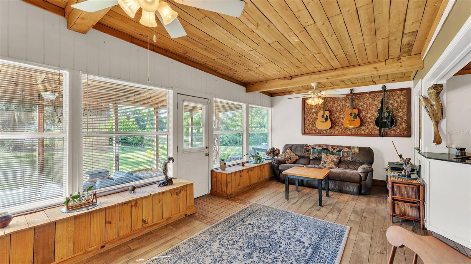 Image 11 of 41 For 1280 Orange Blossom Circle