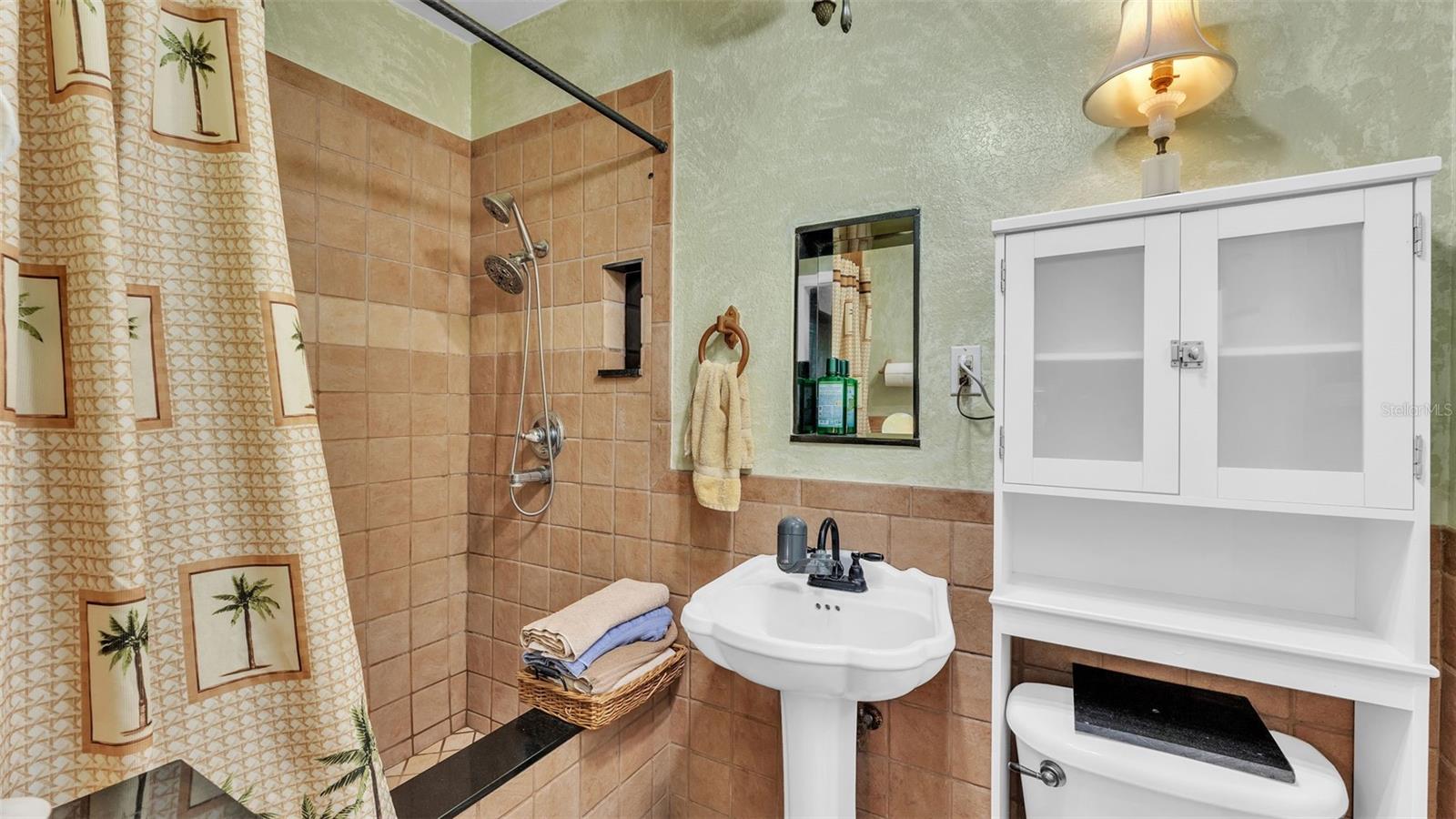 Image 22 of 41 For 1280 Orange Blossom Circle