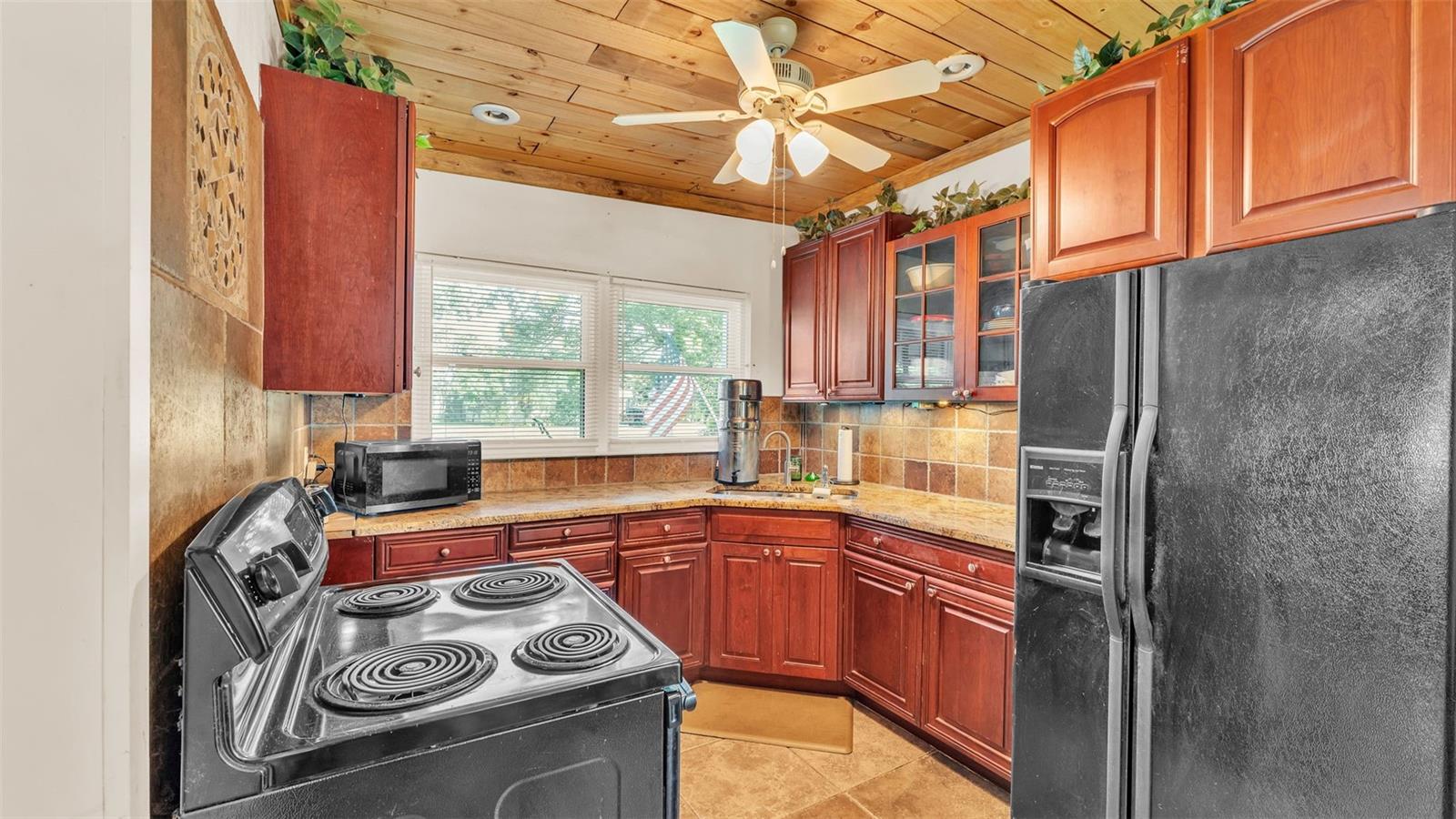 Image 26 of 41 For 1280 Orange Blossom Circle