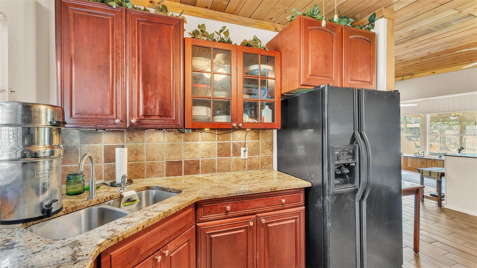 Image 29 of 41 For 1280 Orange Blossom Circle
