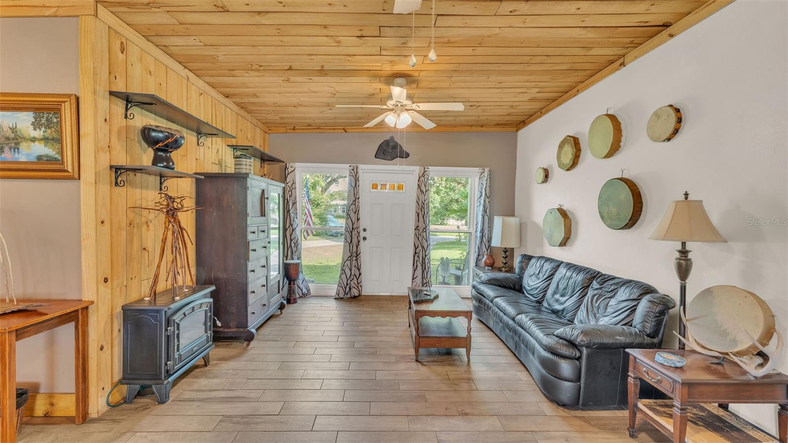 Image 9 of 41 For 1280 Orange Blossom Circle