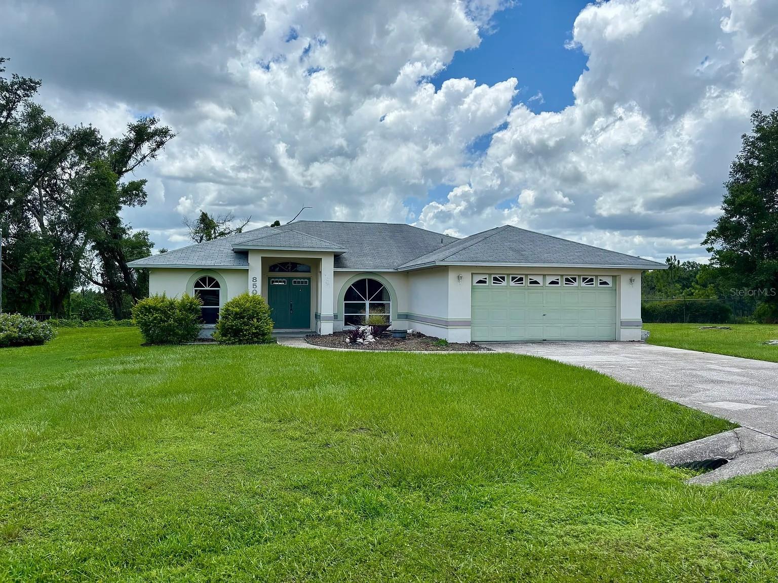 Details for 8501 Cherry Hill Drive, LAKELAND, FL 33810
