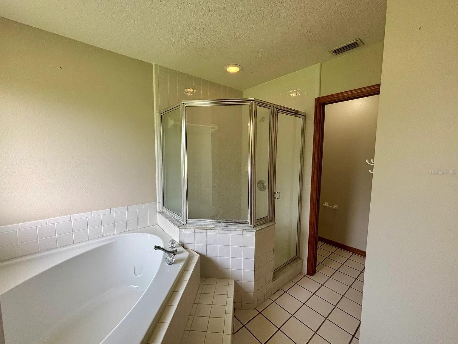 Image 14 of 25 For 8501 Cherry Hill Drive