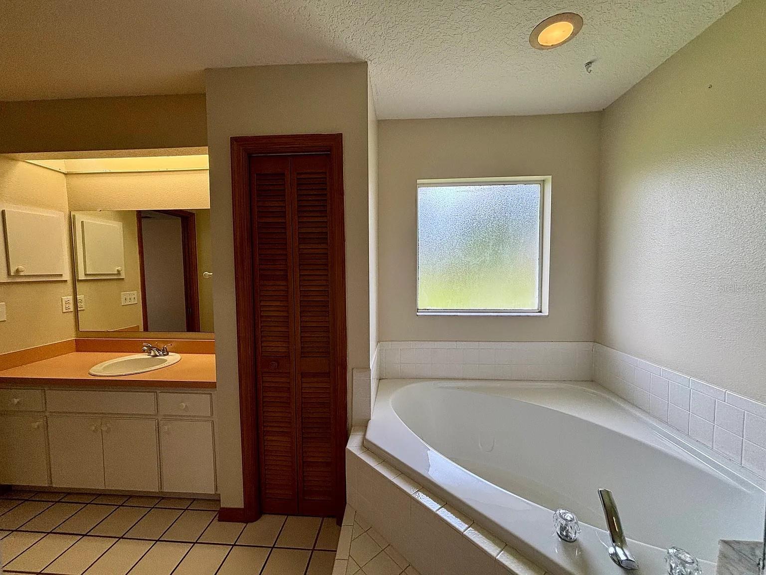 Image 15 of 25 For 8501 Cherry Hill Drive