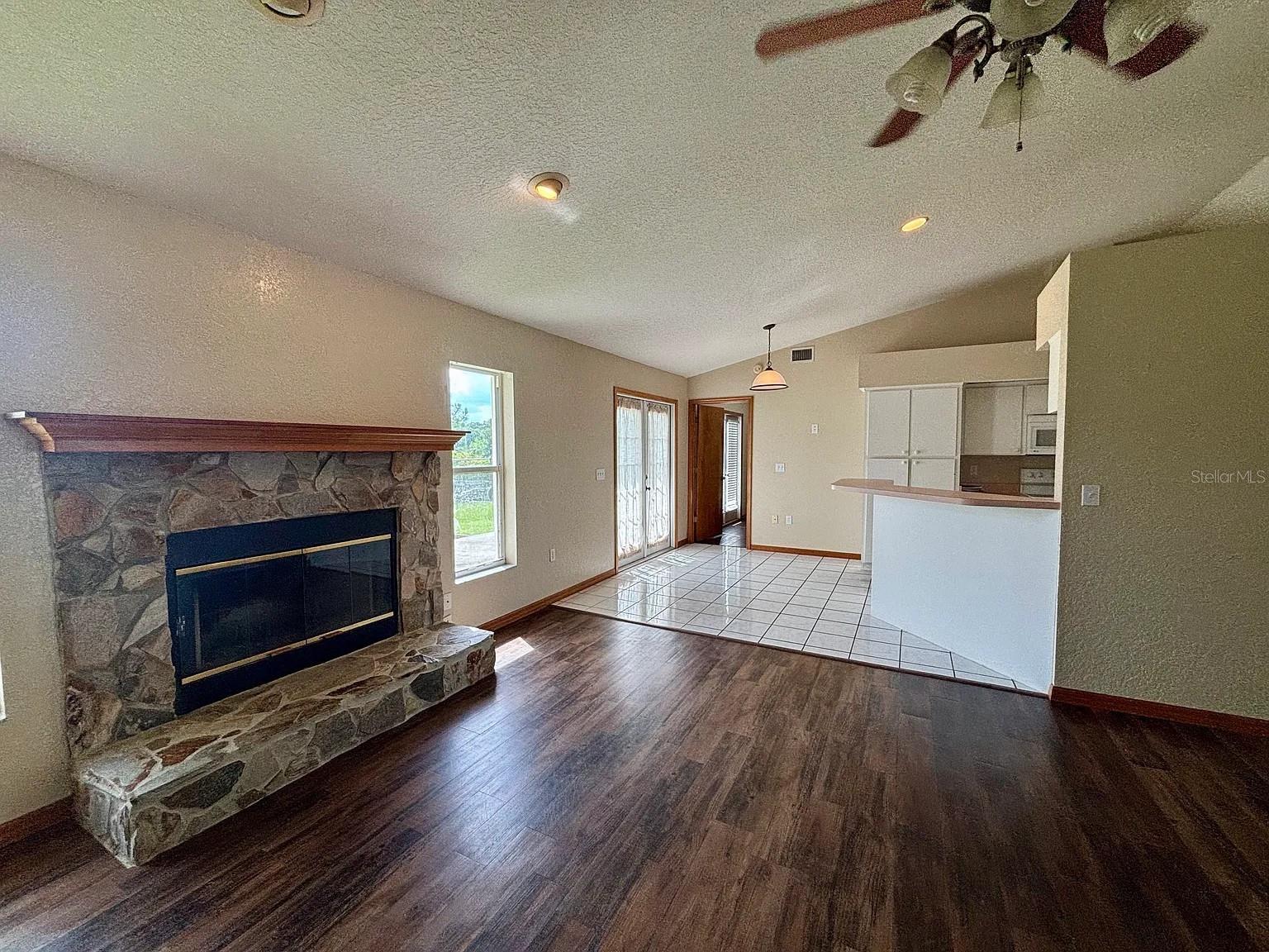 Image 6 of 25 For 8501 Cherry Hill Drive