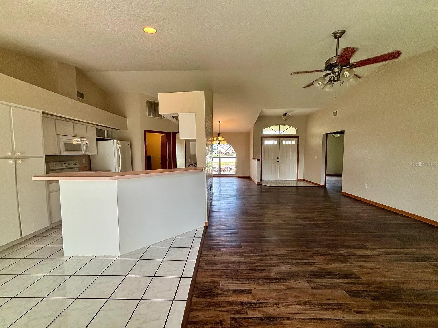 Image 7 of 25 For 8501 Cherry Hill Drive