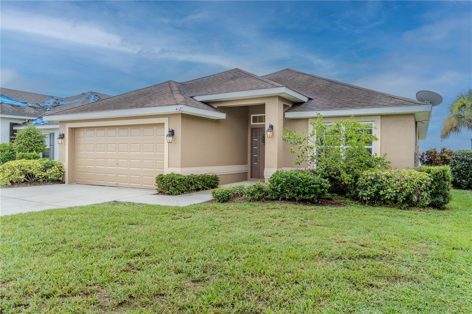 Image 28 of 41 For 4027 Island Lakes Drive