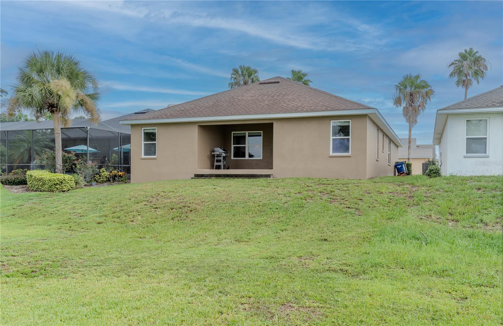 Image 31 of 41 For 4027 Island Lakes Drive