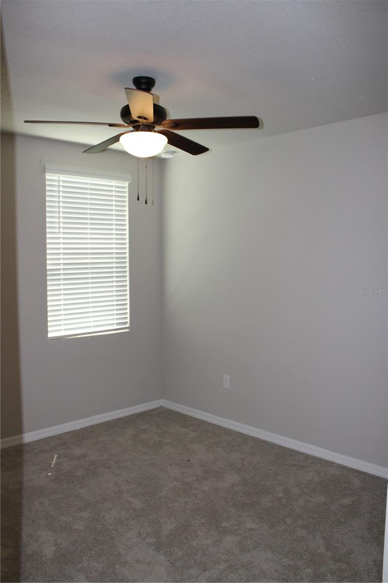 Image 9 of 14 For 928 Cambridge Drive