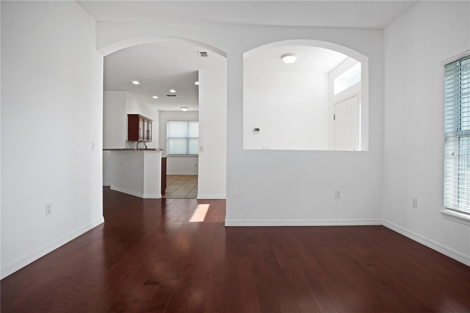 Image 12 of 31 For 101 Highland Meadows Street