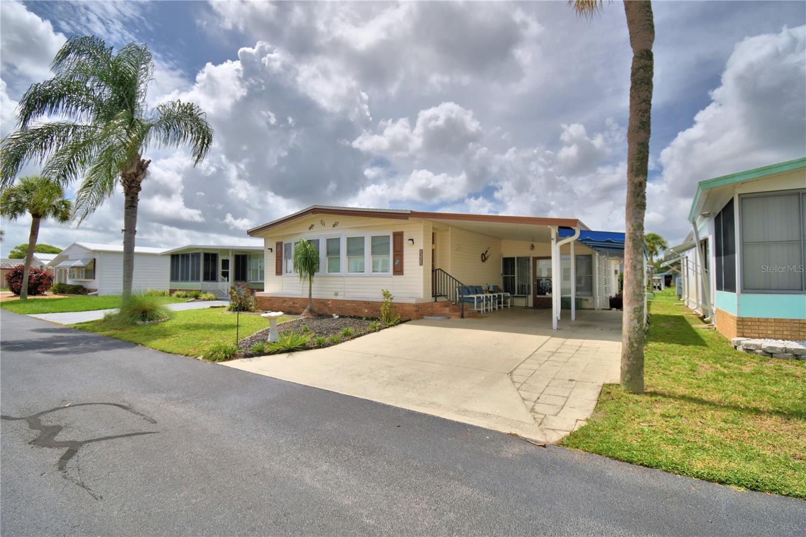 Details for 4220 Cedarwood Street, WINTER HAVEN, FL 33880