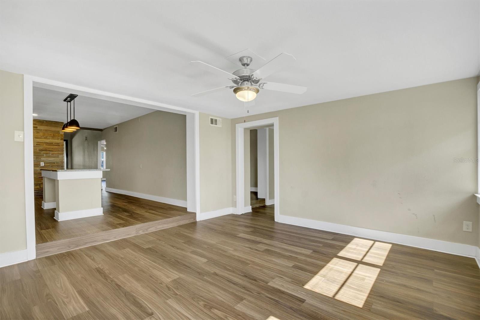 Image 11 of 38 For 1910 26th Street