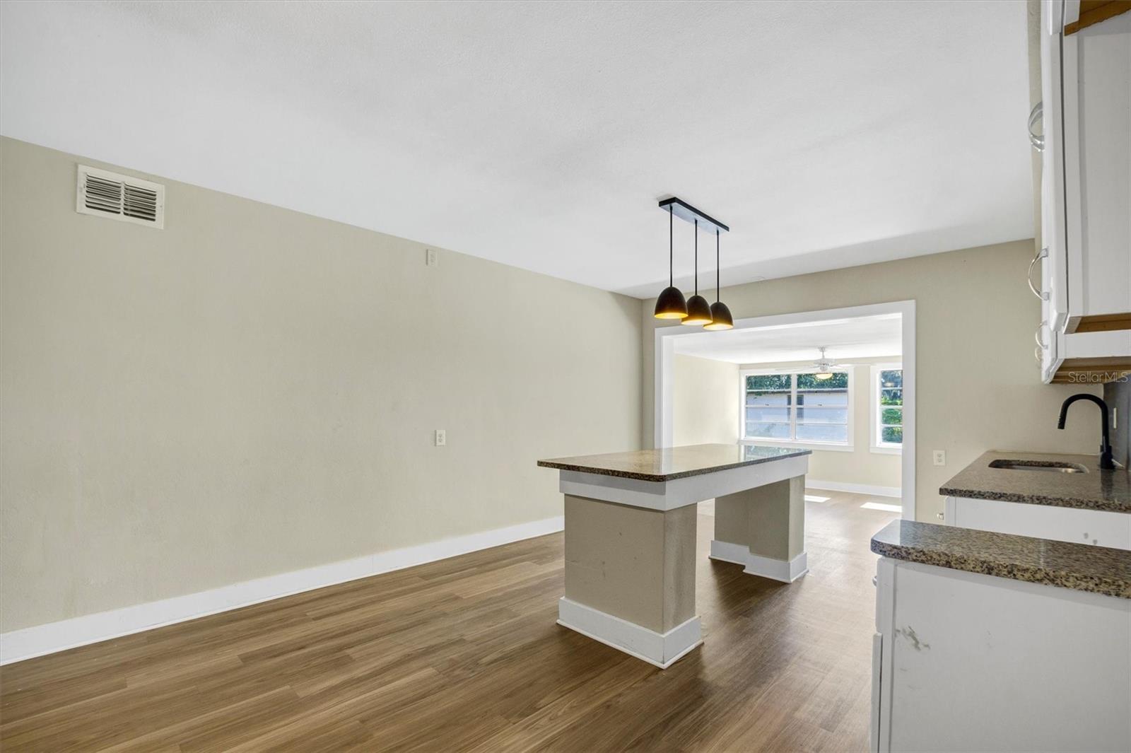Image 12 of 38 For 1910 26th Street