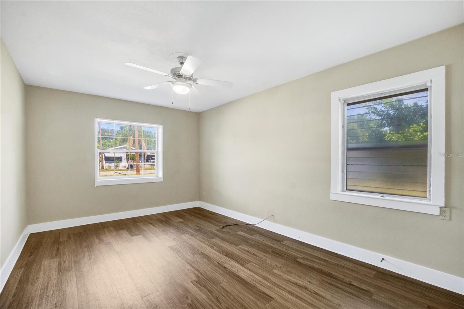 Image 18 of 38 For 1910 26th Street
