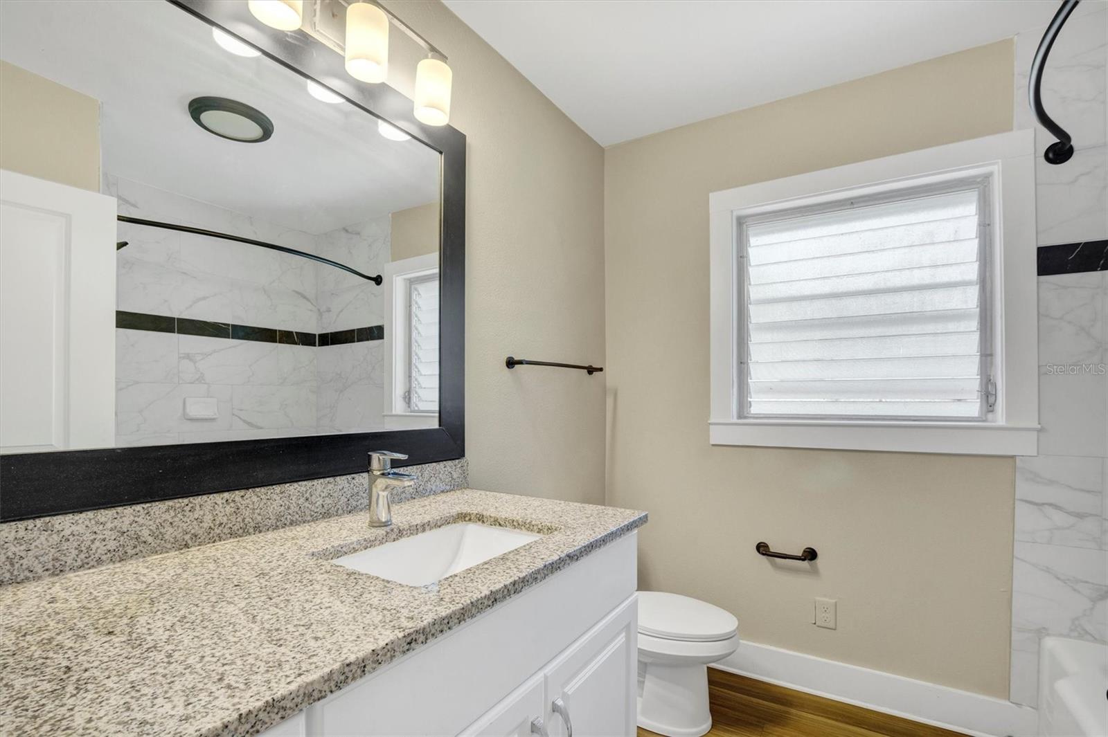 Image 20 of 38 For 1910 26th Street