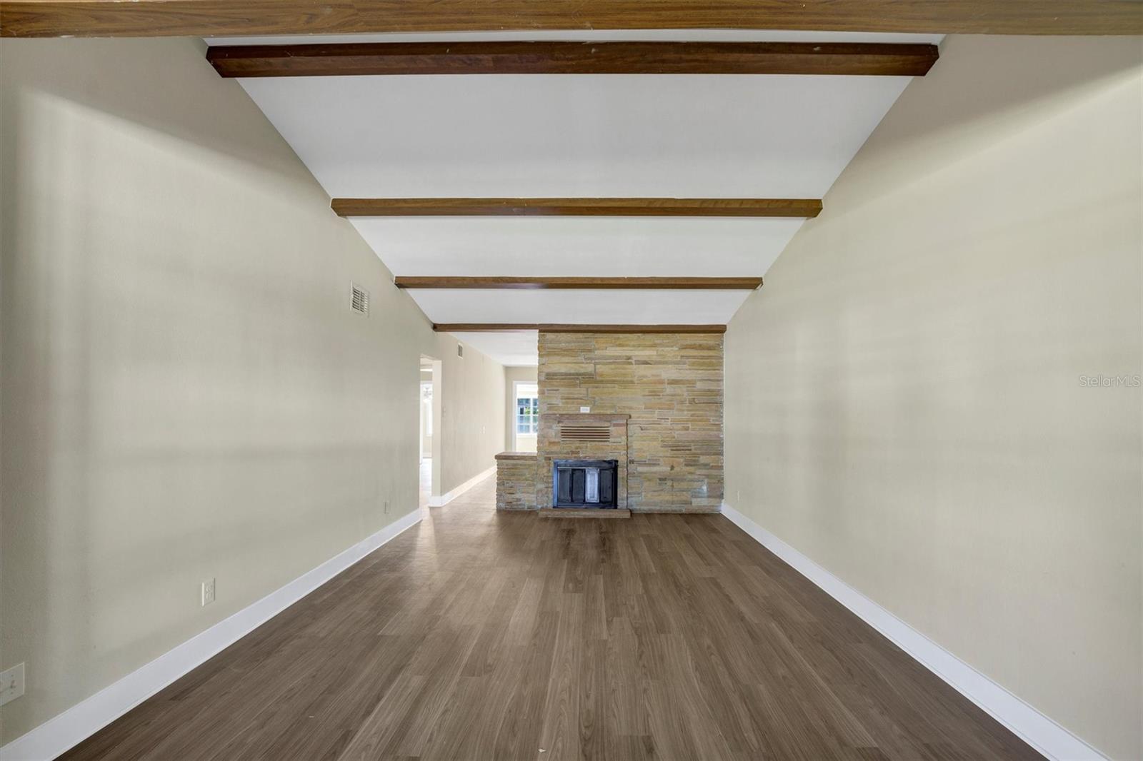 Image 3 of 38 For 1910 26th Street