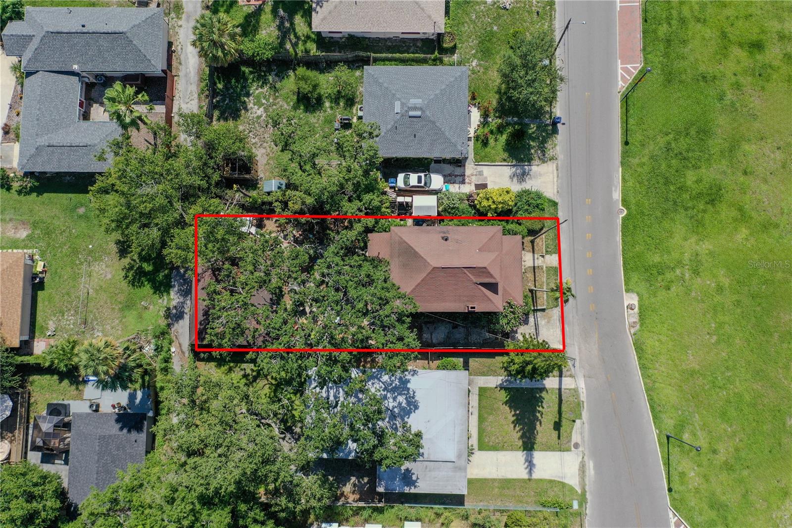 Image 8 of 30 For 515 Ross Avenue