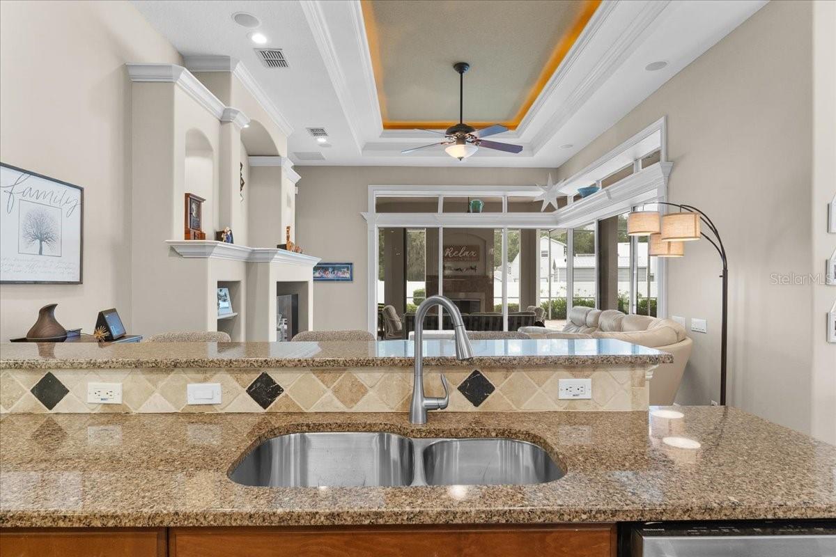 Image 21 of 58 For 9516 Waterford Oaks Boulevard