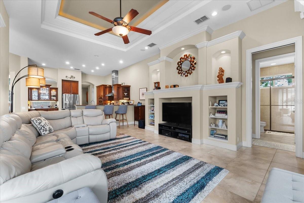 Image 31 of 58 For 9516 Waterford Oaks Boulevard