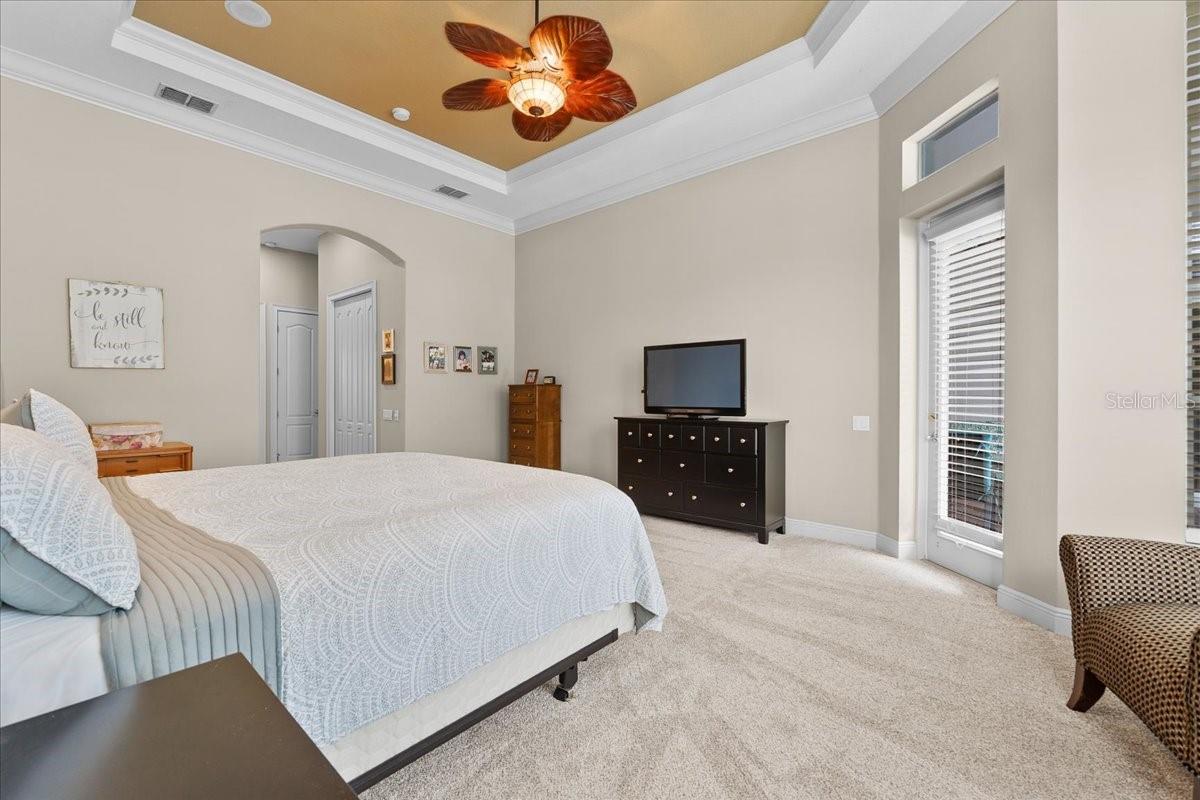 Image 39 of 58 For 9516 Waterford Oaks Boulevard