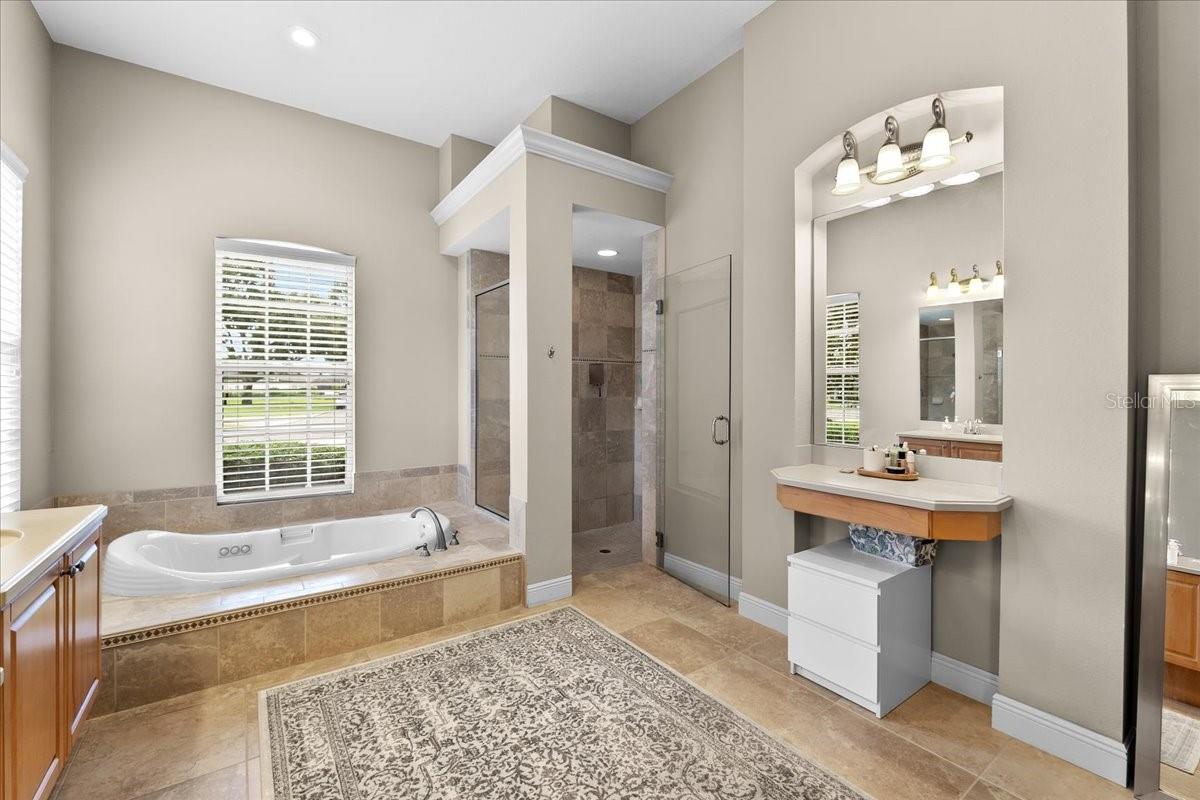 Image 43 of 58 For 9516 Waterford Oaks Boulevard