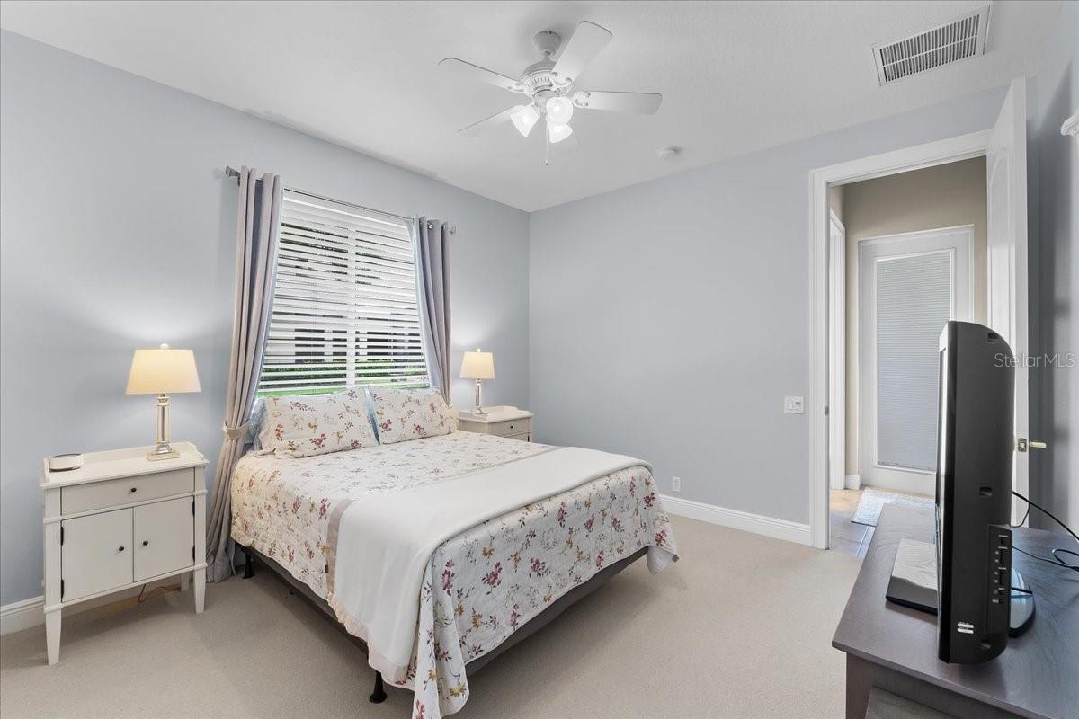 Image 45 of 58 For 9516 Waterford Oaks Boulevard