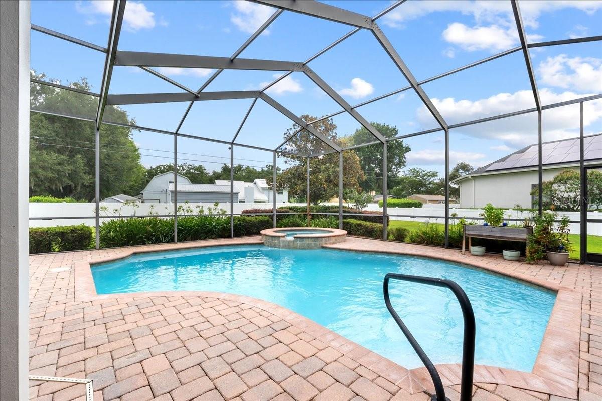 Image 8 of 58 For 9516 Waterford Oaks Boulevard