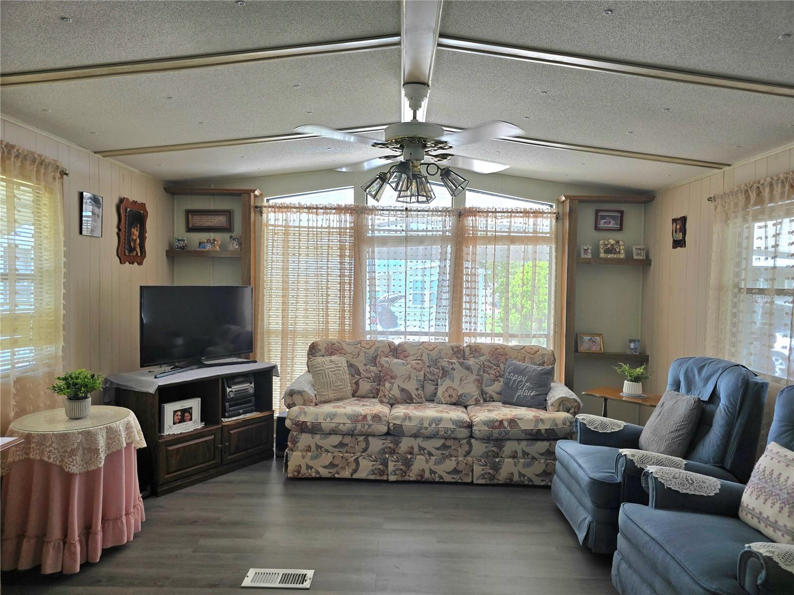 Image 11 of 35 For 251 Patterson Road F25
