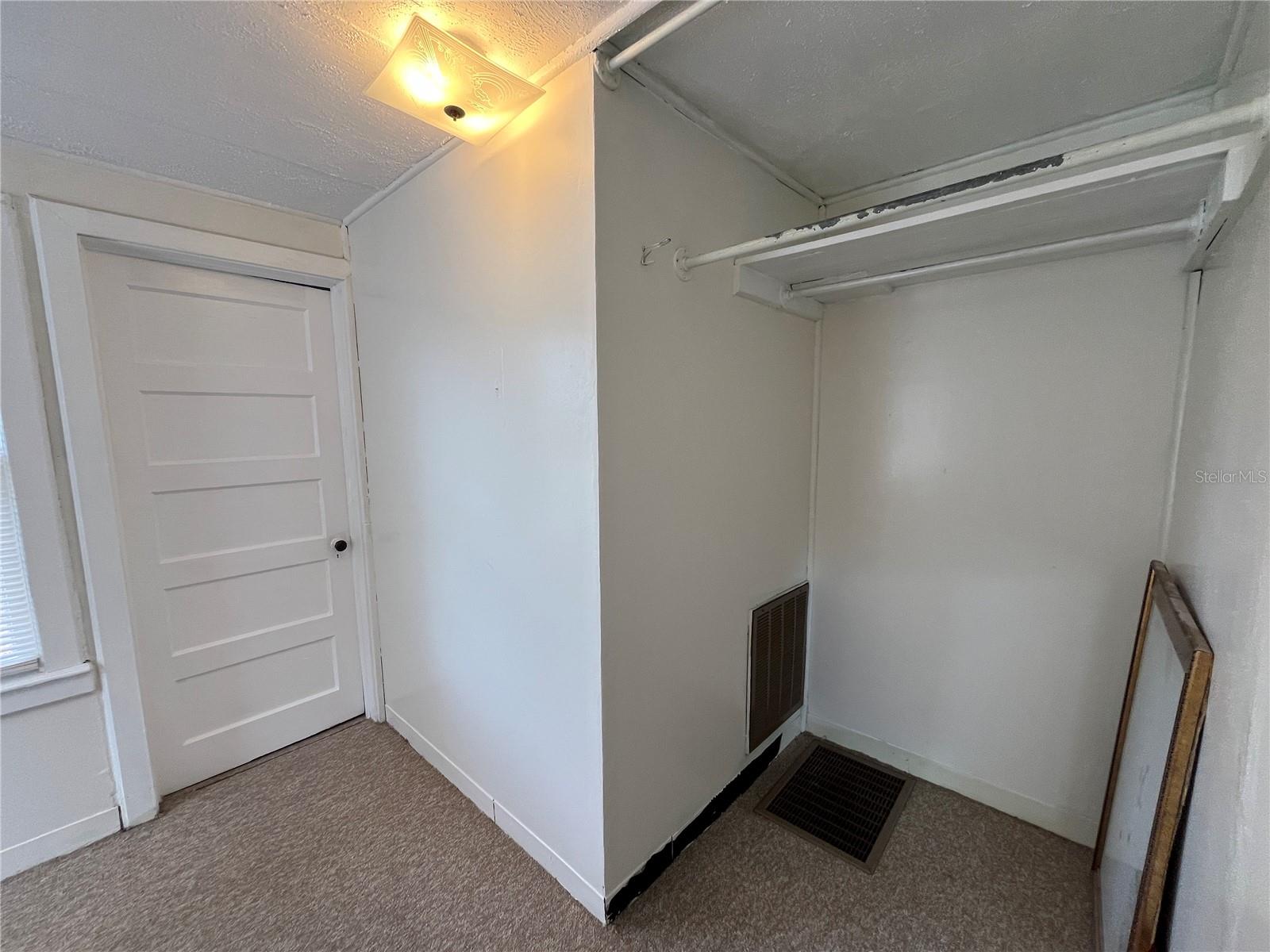 Image 11 of 21 For 1115 Lake Reedy Boulevard