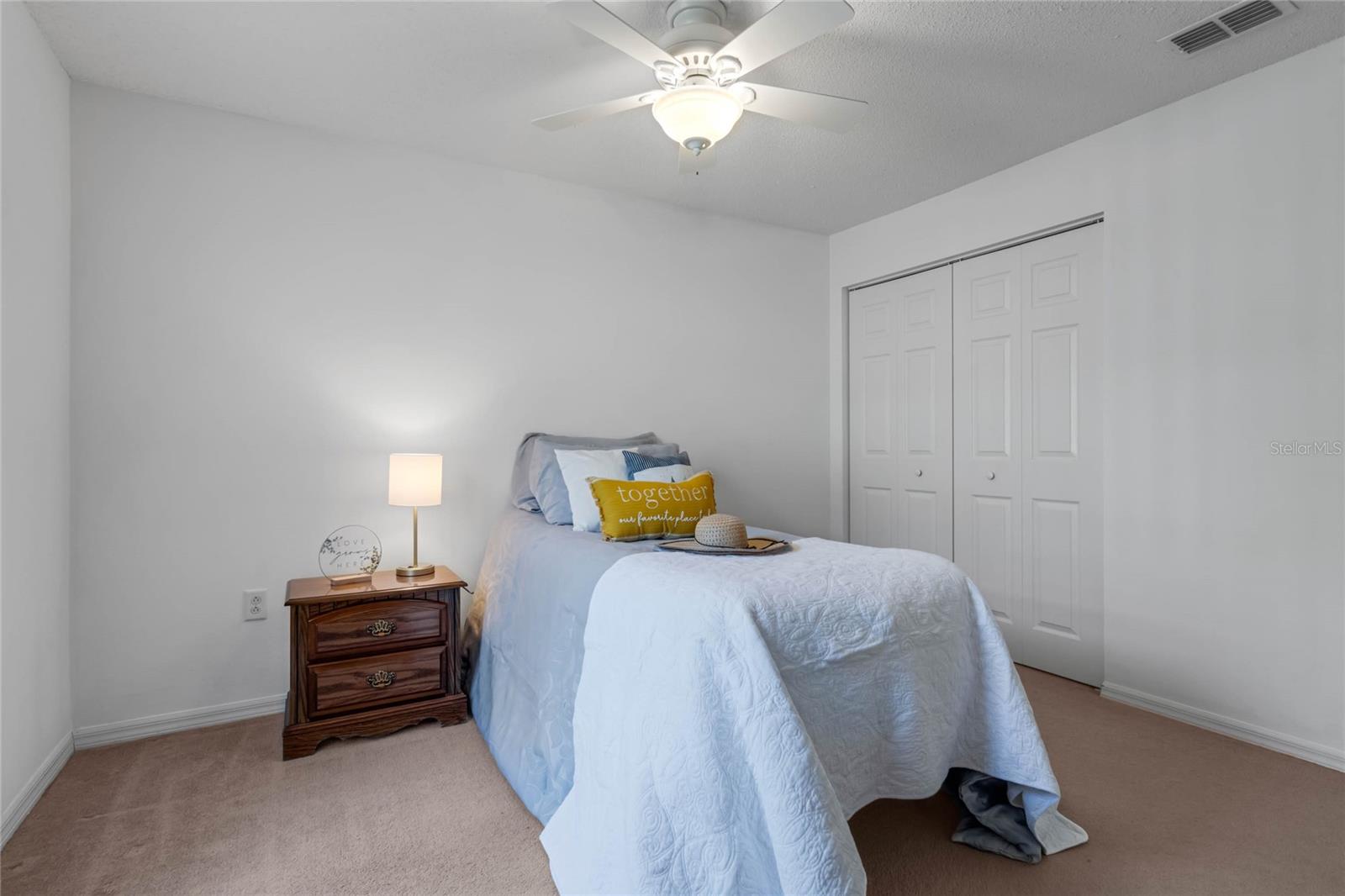 Image 22 of 45 For 408 Lake Suzanne Drive