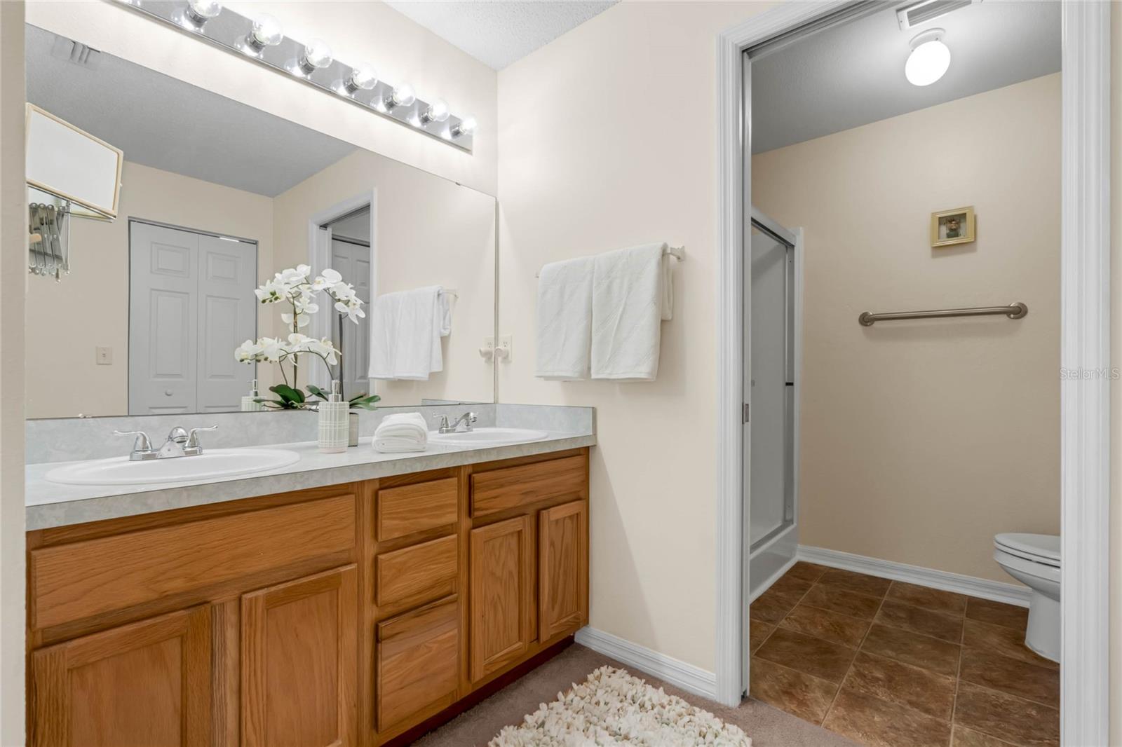 Image 30 of 45 For 408 Lake Suzanne Drive