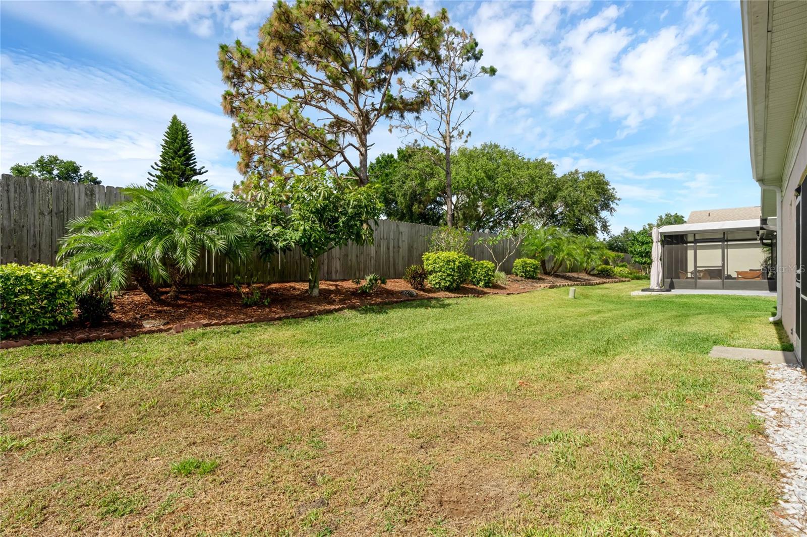 Image 35 of 45 For 408 Lake Suzanne Drive