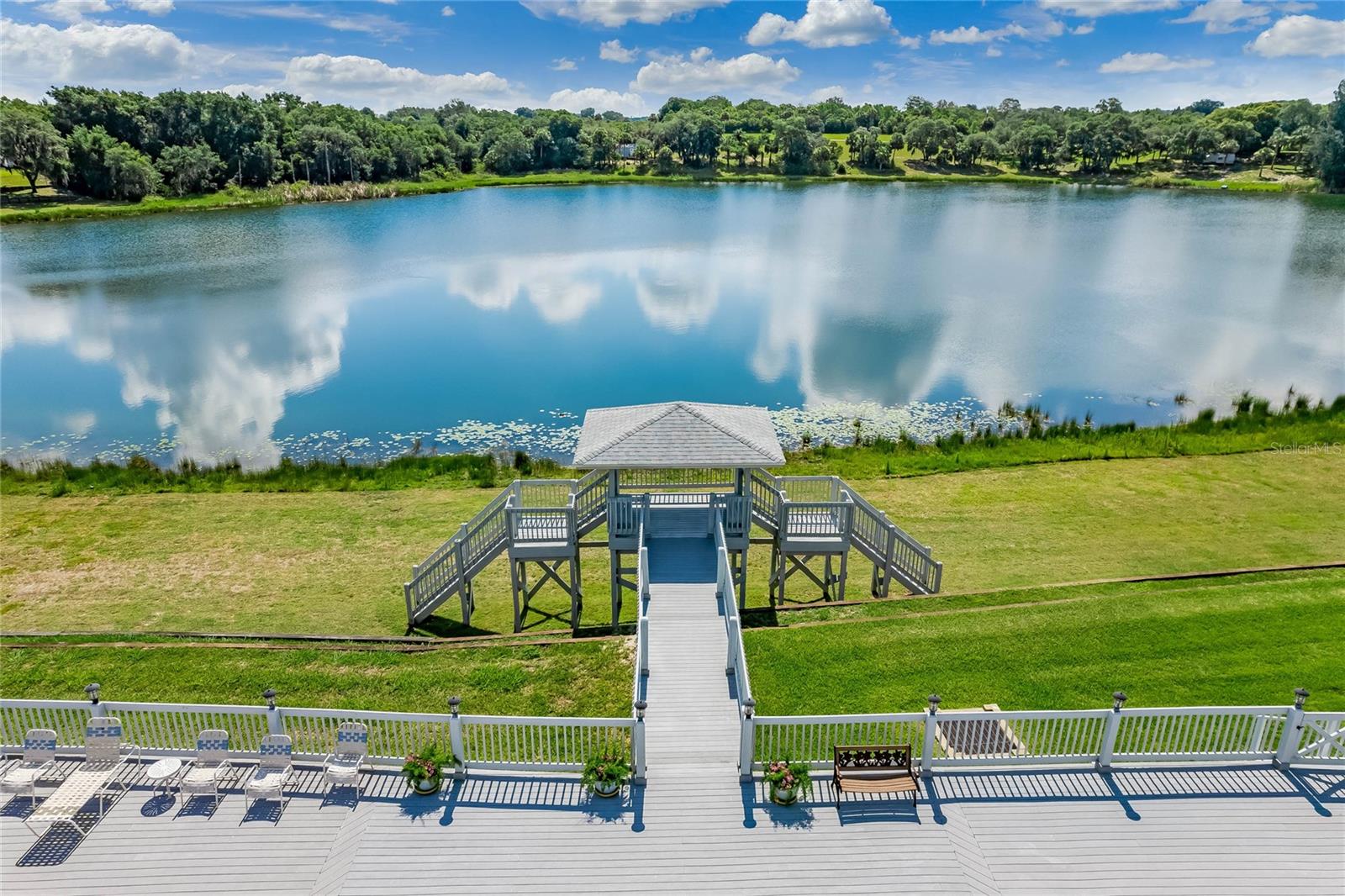 Image 41 of 45 For 408 Lake Suzanne Drive