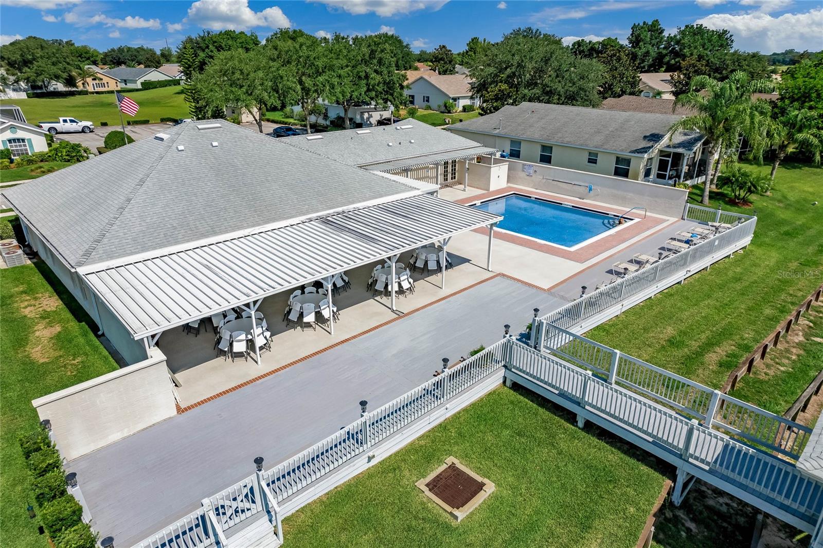 Image 43 of 45 For 408 Lake Suzanne Drive