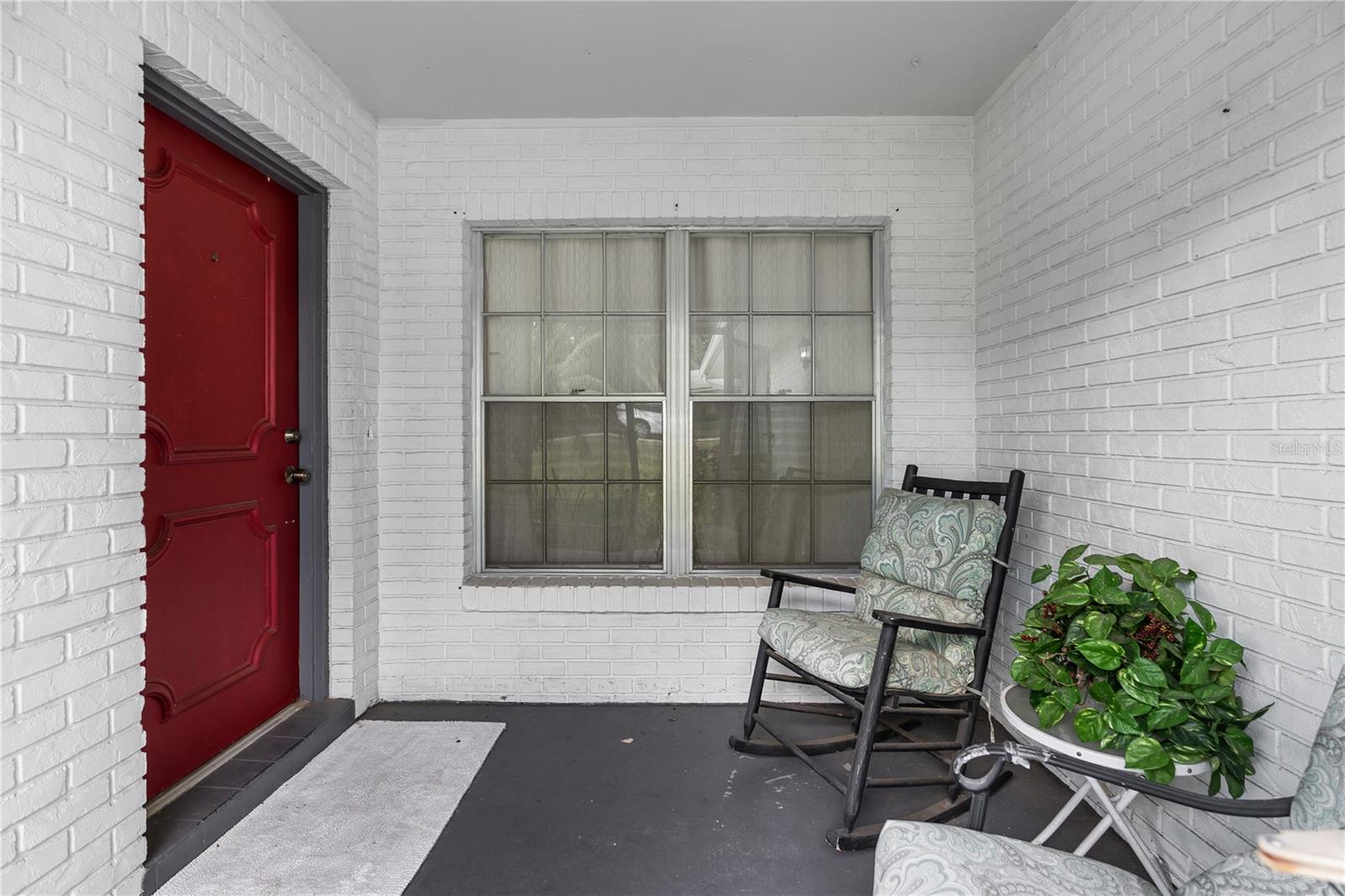Image 4 of 50 For 152 Audubon Court