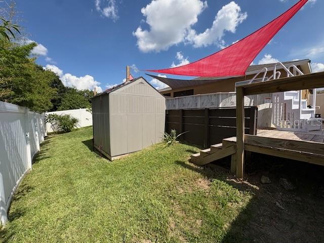 Image 35 of 40 For 144 Waterside Circle