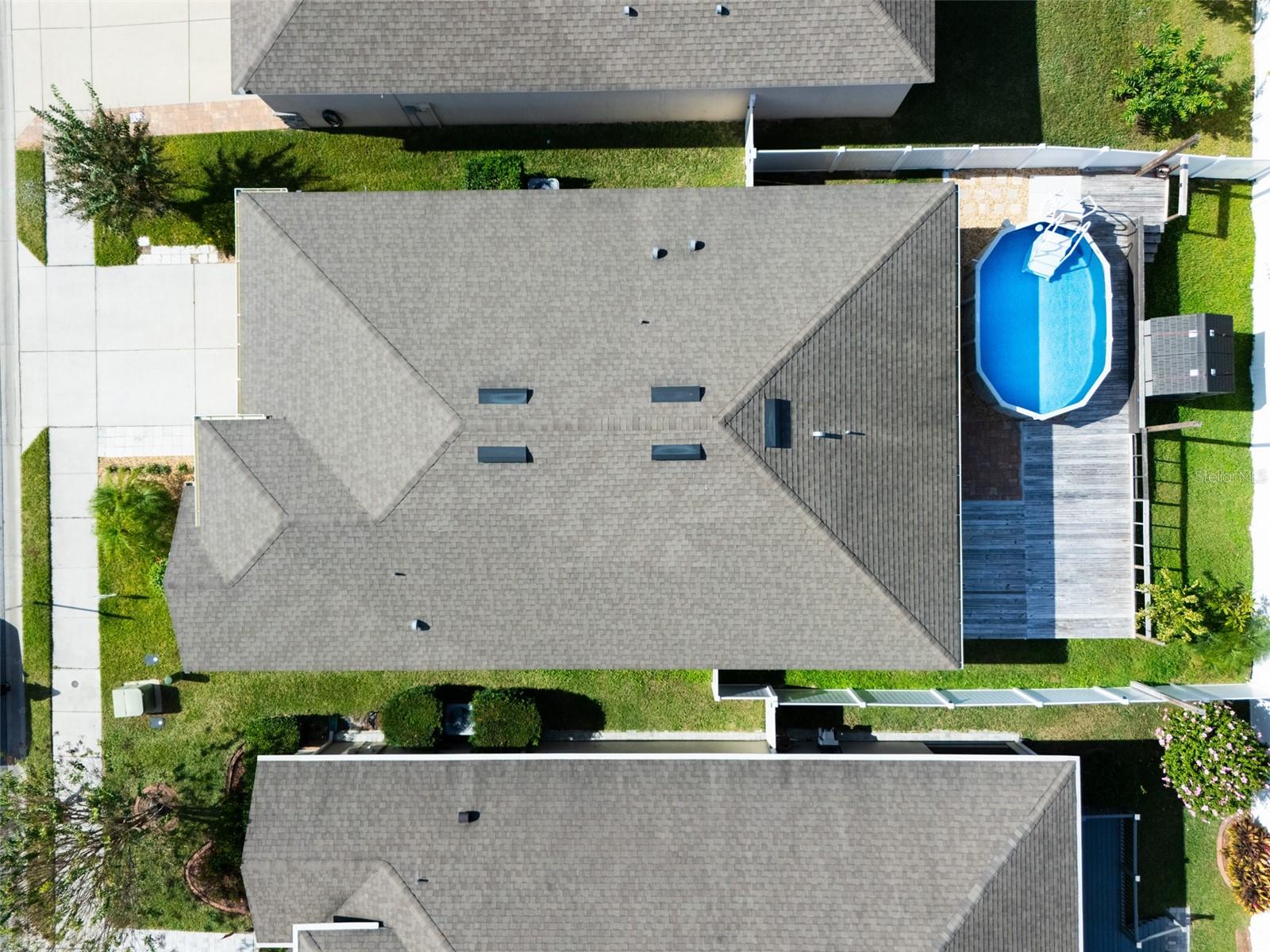 Image 36 of 40 For 144 Waterside Circle