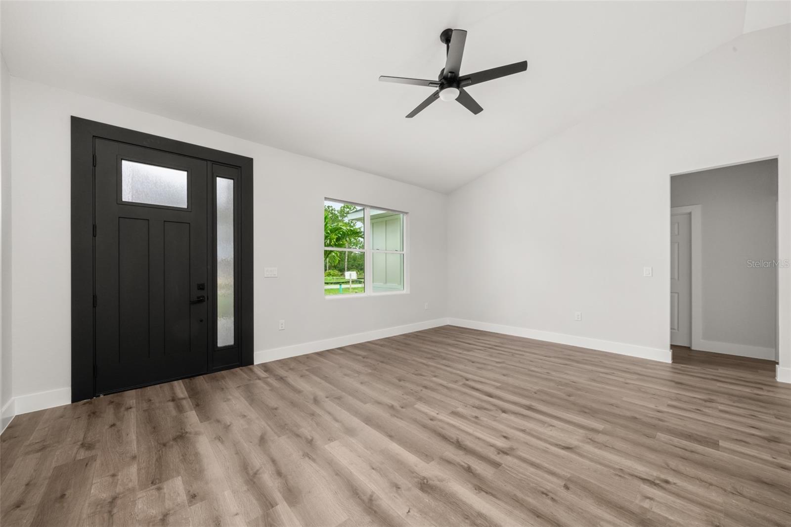 Image 2 of 51 For 416 Lark Terrace