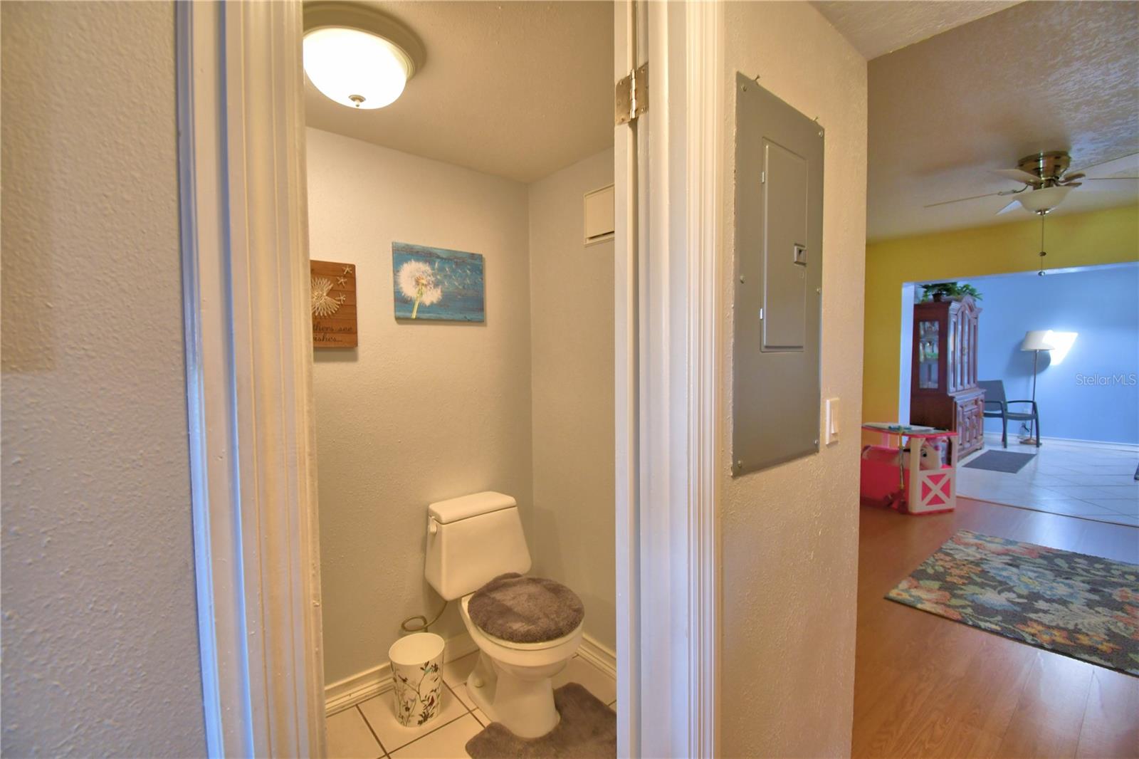 Image 21 of 92 For 2500 21st Street Nw 88