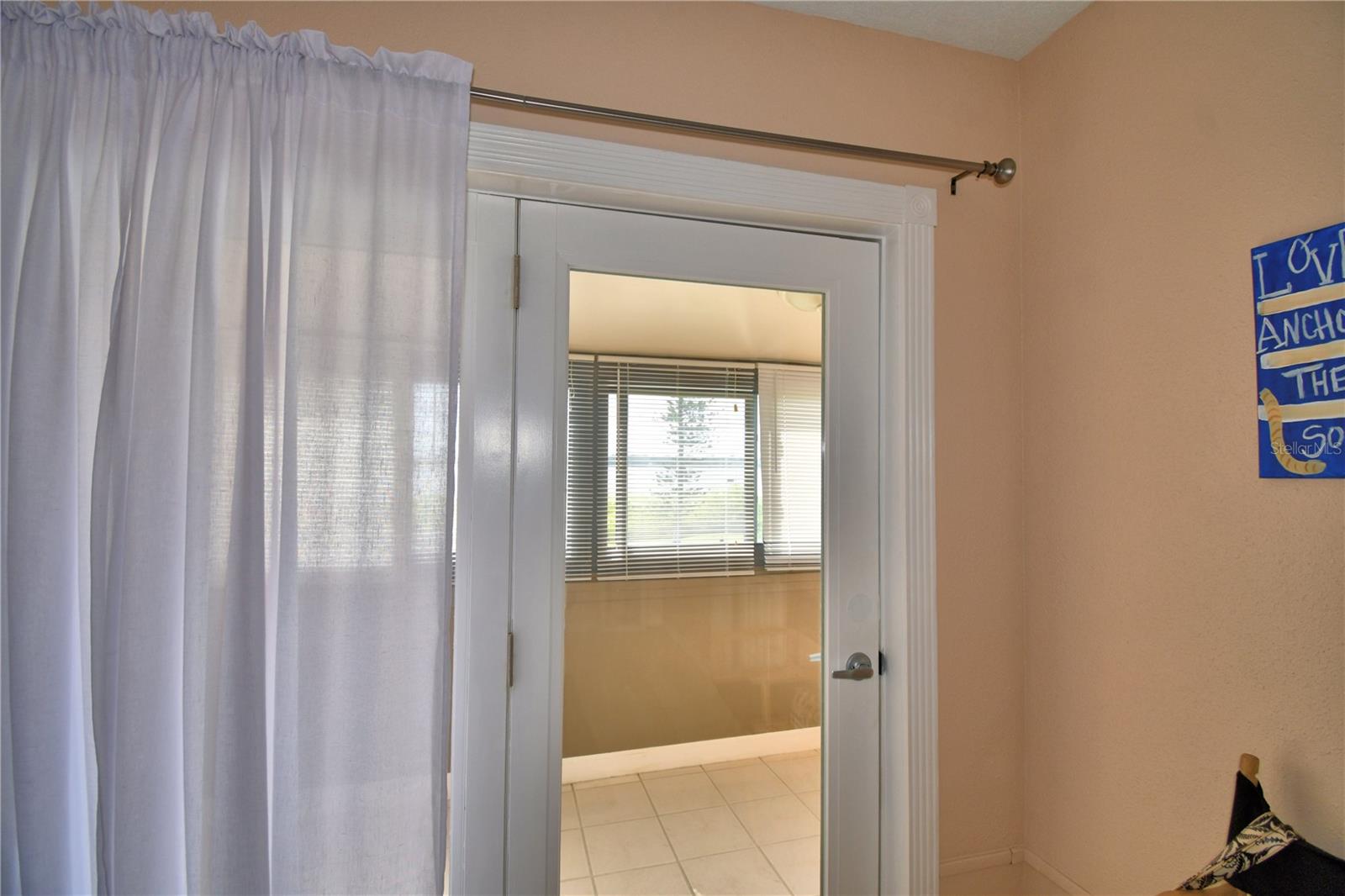 Image 41 of 92 For 2500 21st Street Nw 88