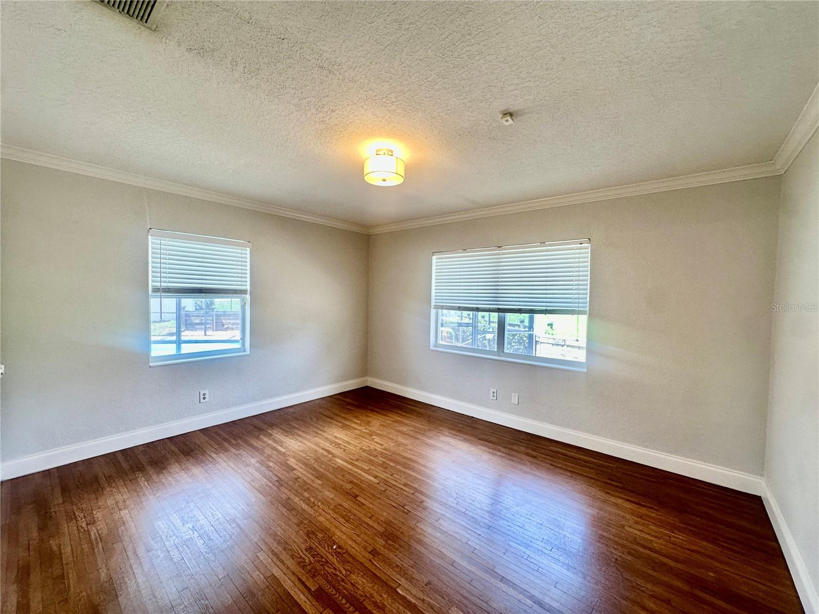 Image 21 of 33 For 1300 Lake Ariana Boulevard