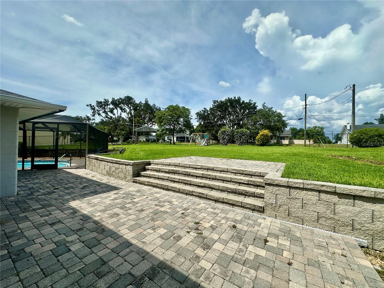 Image 23 of 33 For 1300 Lake Ariana Boulevard
